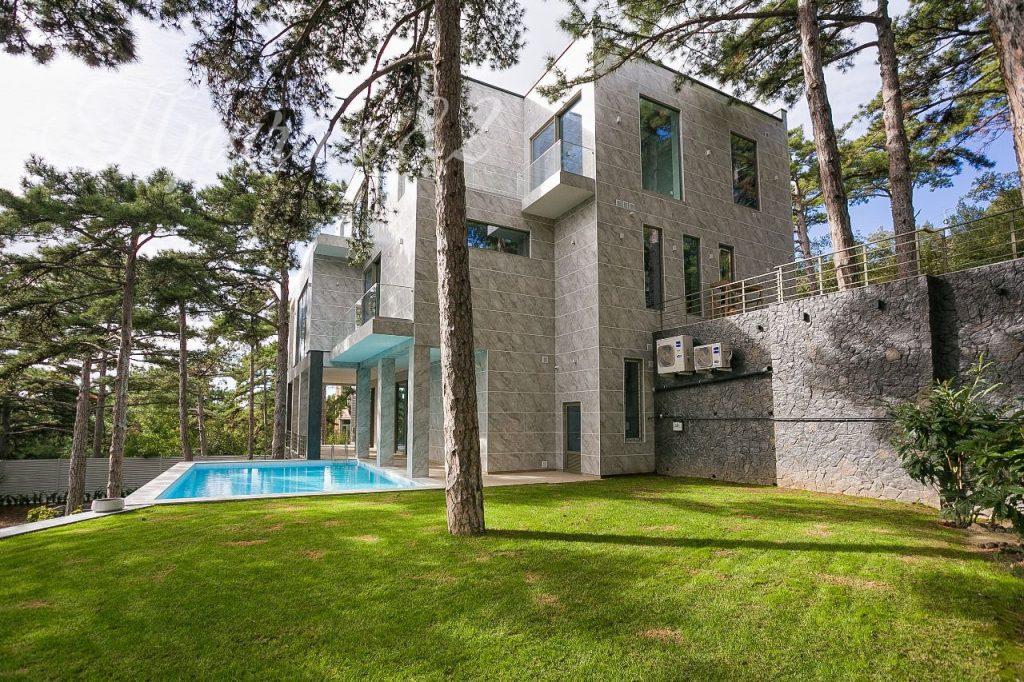 Ялта, пгт. Восход, ул. Авроры