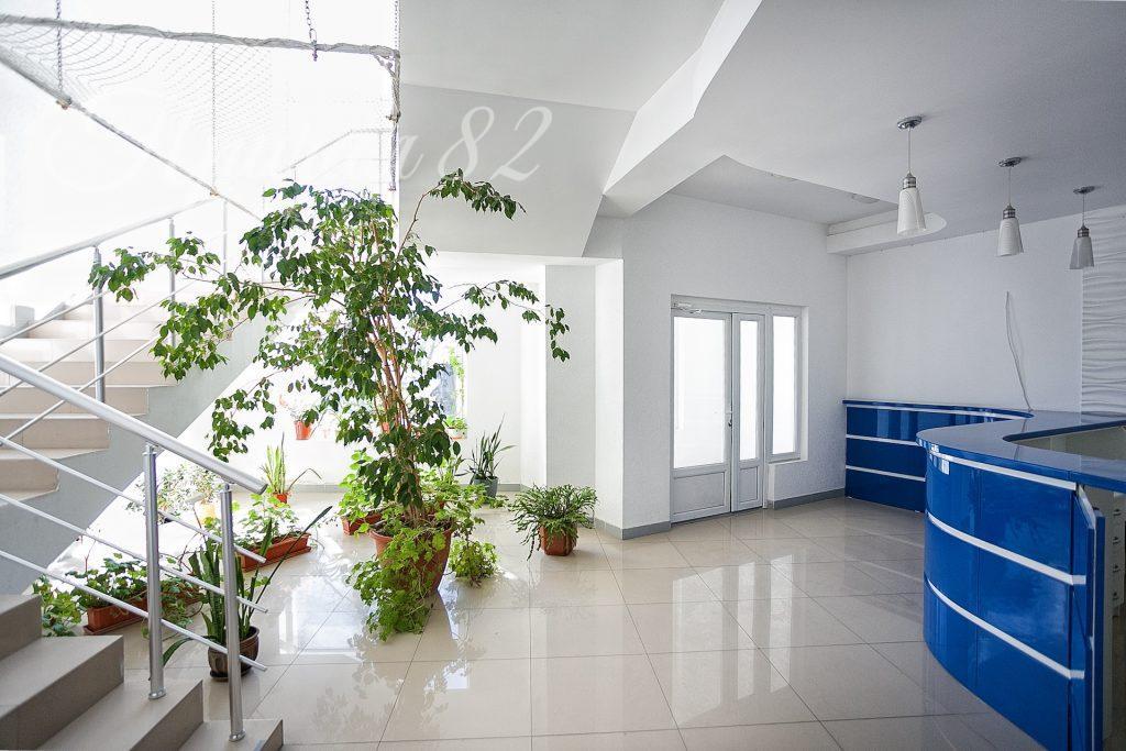 Форос, пгт. Санаторное, ул. Южная 1