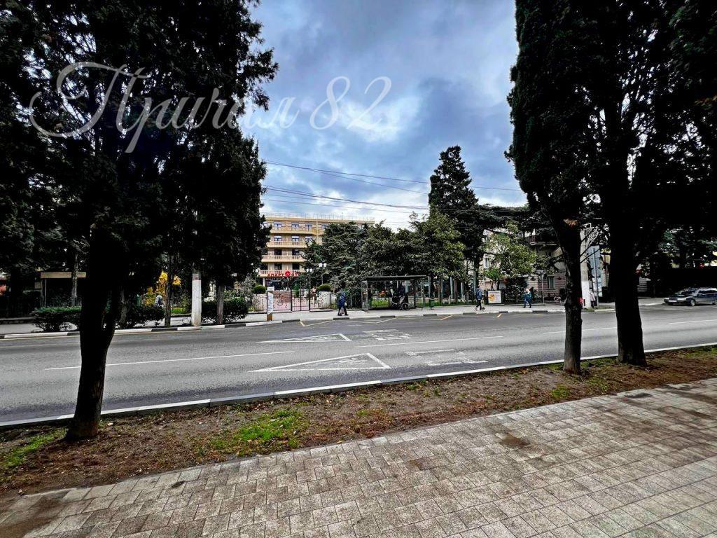 Ялта, ул. Киевская д. 1