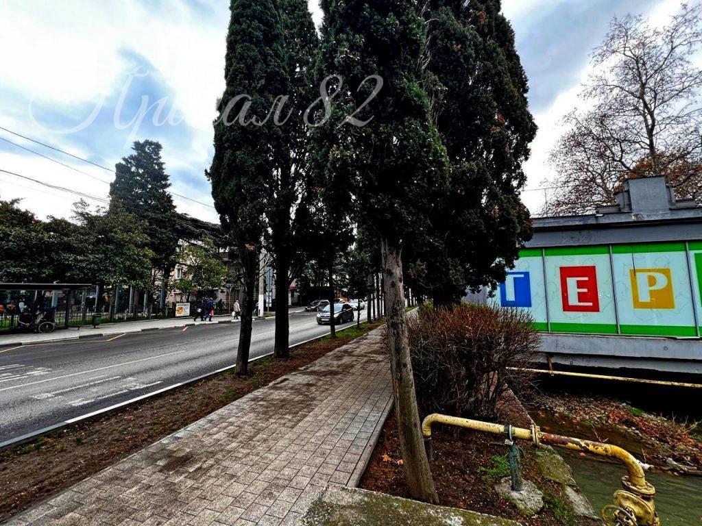 Ялта, ул. Киевская д. 1