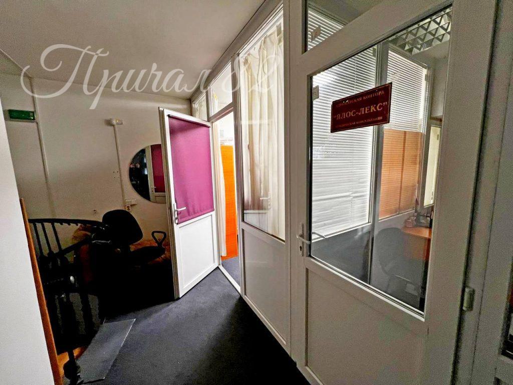 Ялта, ул. Киевская д. 1