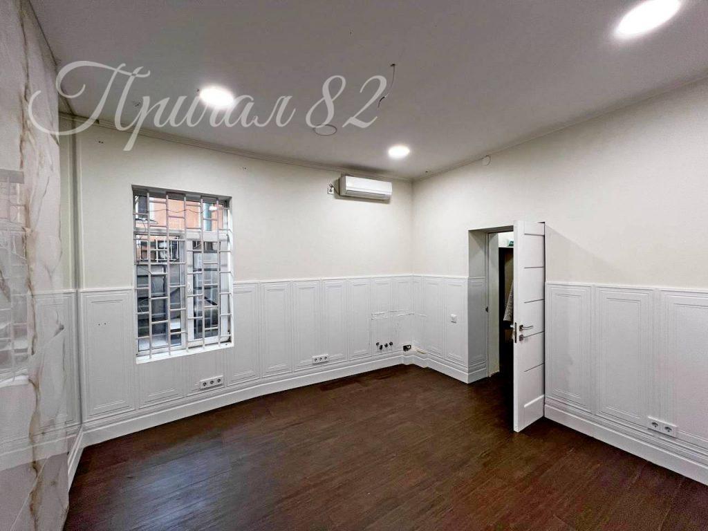 Ялта, ул Чехова д. 2