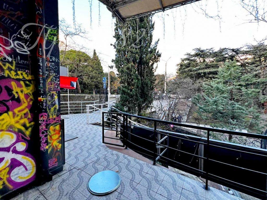 Ялта, ул. Садовая д. 5