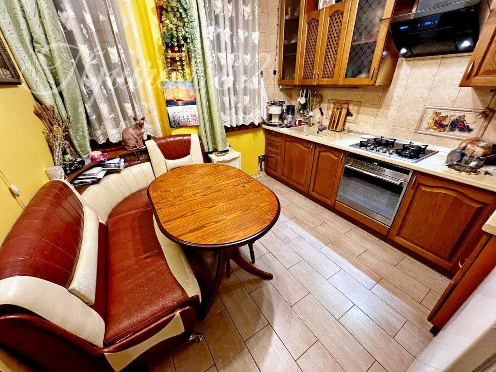 Ялта, пгт. Советское 7, Долоссы