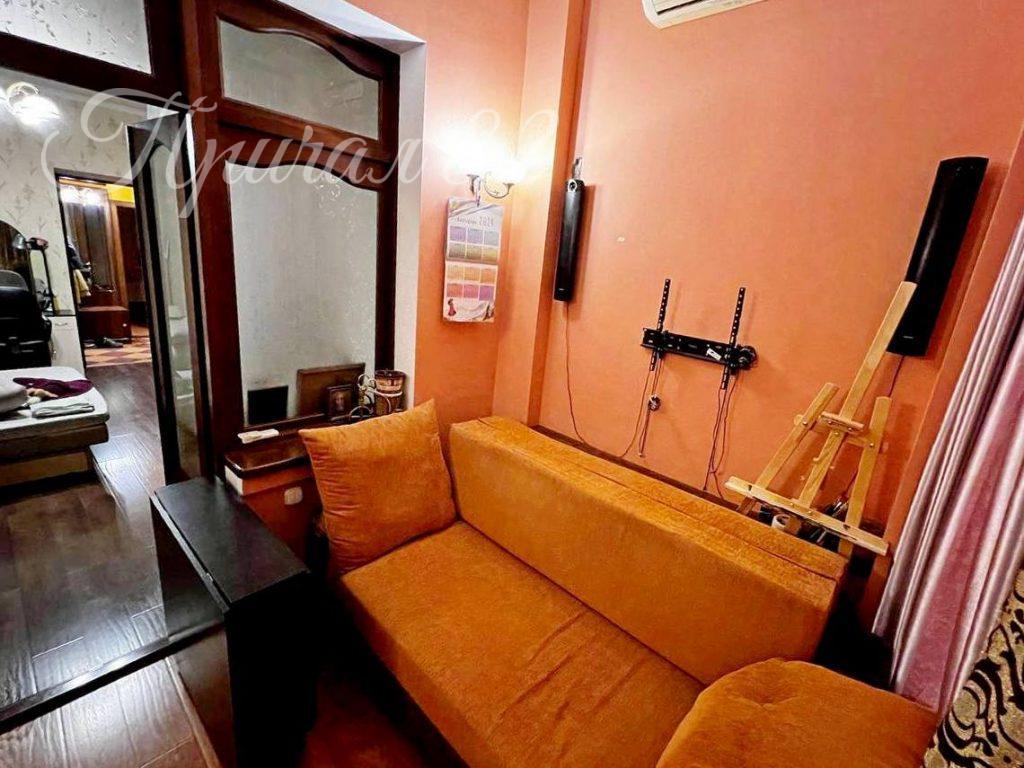 Ялта, пгт. Советское 7, Долоссы