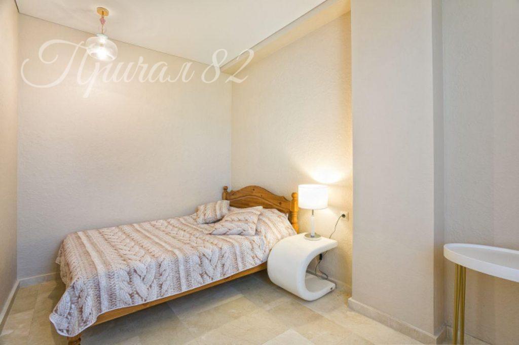 Ялта, улица Екатеринеская, дом 3