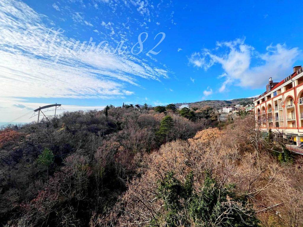 Ялта, пгт. Ливадия, ул. Виноградная 24А