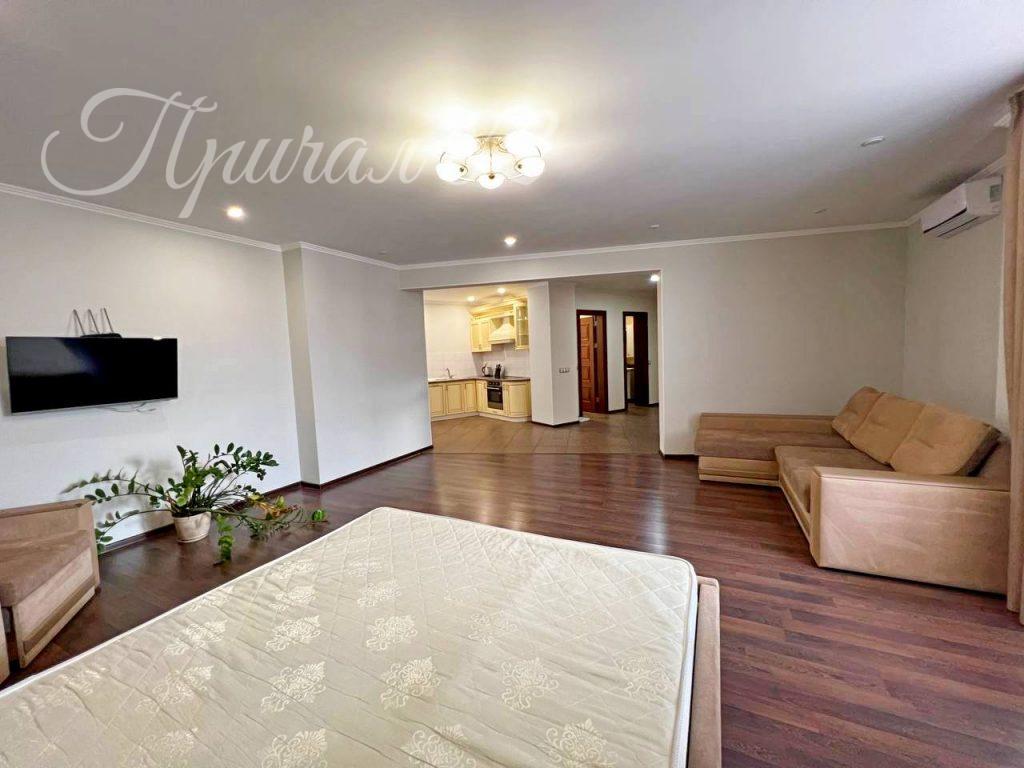 Ялта, ул. Гоголя д. 4