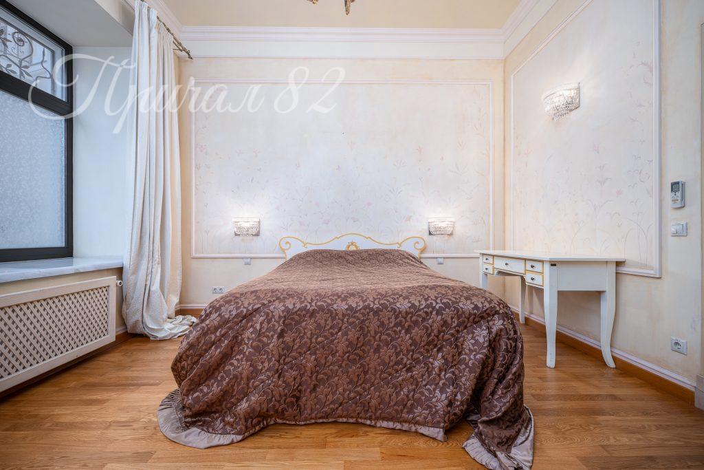 Ялта, Улица имени Архитектора Краснова Н.П. д. 2