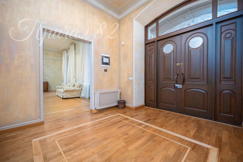 Ялта, Улица имени Архитектора Краснова Н.П. д. 2