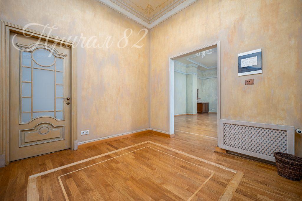 Ялта, Улица имени Архитектора Краснова Н.П. д. 2