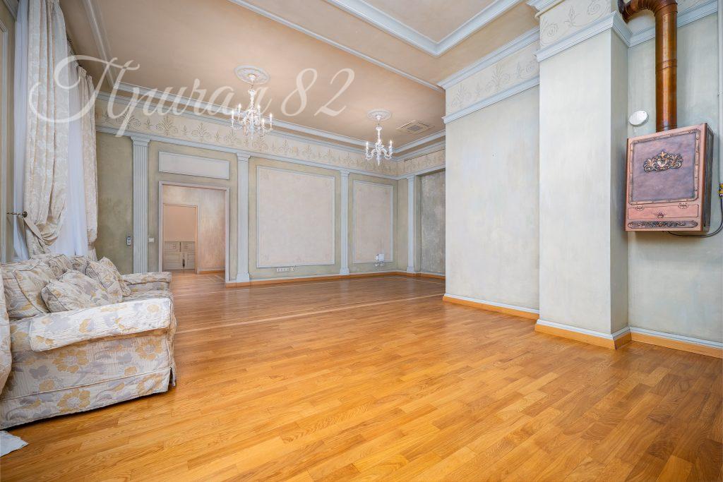 Ялта, Улица имени Архитектора Краснова Н.П. д. 2