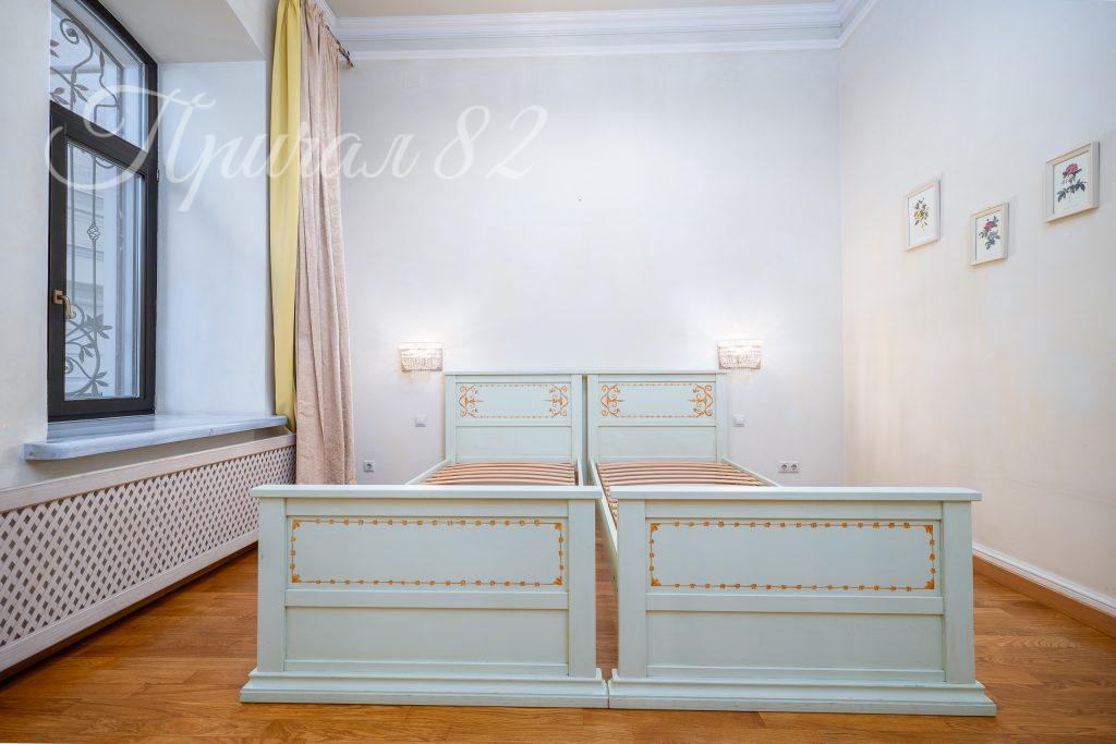 Ялта, Улица имени Архитектора Краснова Н.П. д. 2