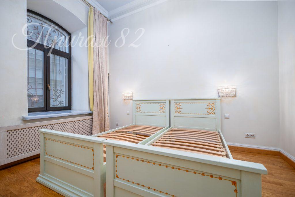 Ялта, Улица имени Архитектора Краснова Н.П. д. 2