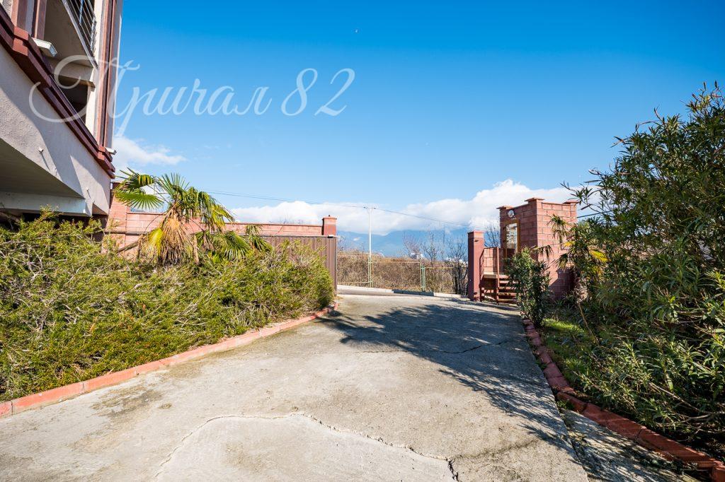 Ялта, виноградная 55