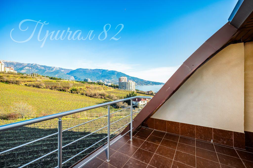 Ялта, Виноградная 55