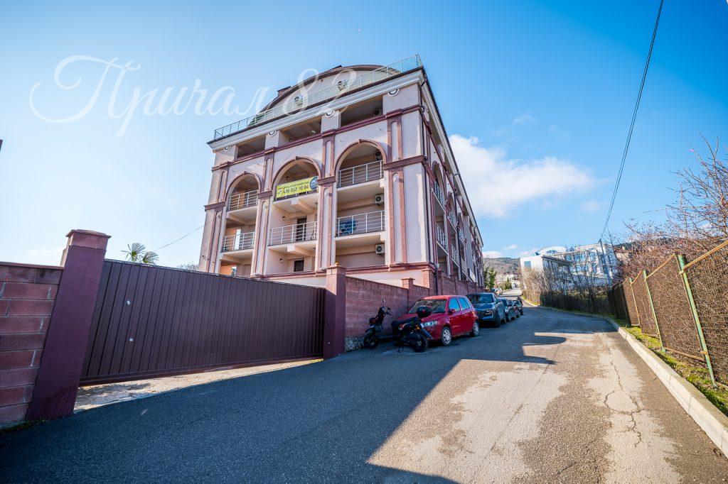 Ялта, Виноградная 55