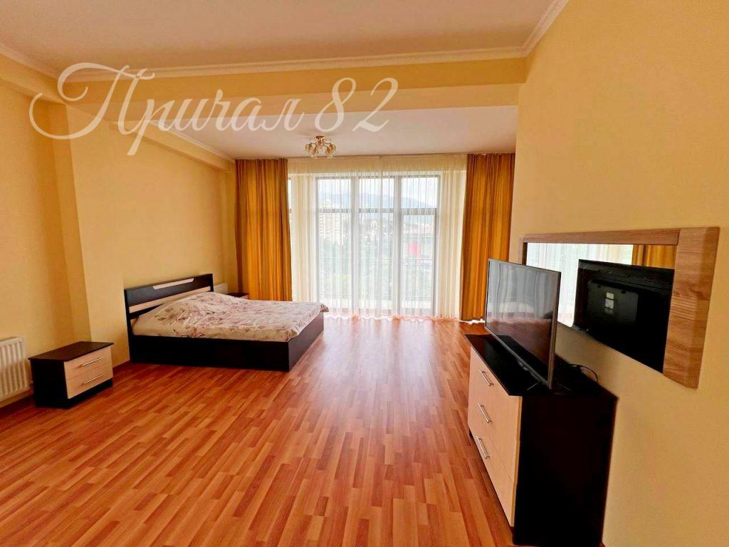 Ялта, ул. Пионерская д. 8