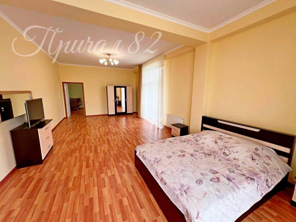 Ялта, ул. Пионерская д. 8