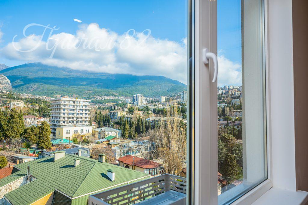 Ялта, ул. Киевская 44