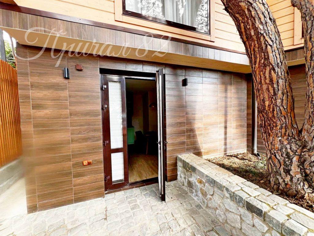 Ялта, ул. Мира 26Б