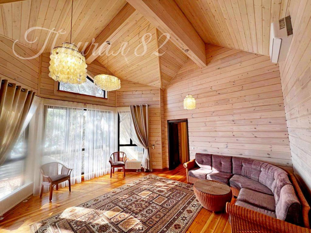 Ялта, ул. Мира 26Б