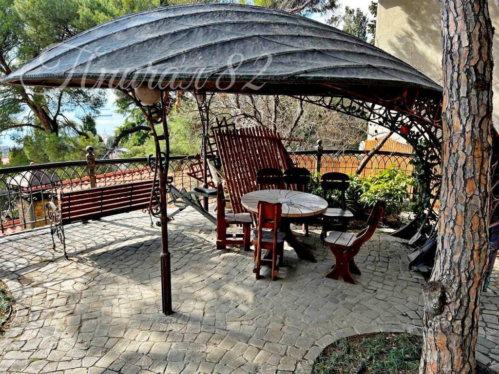 Ялта, ул. Мира 26Б