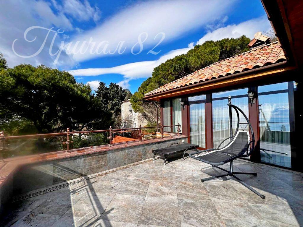 Ялта, ул. Мира 26Б