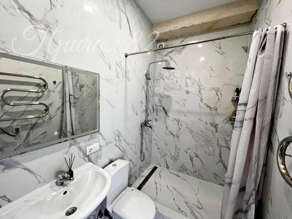 Ялта, пгт. Ливадия, ул. Виноградная 24А