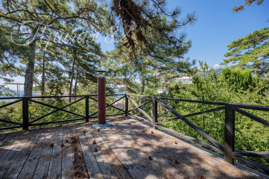 Ялта, Восход, улица Авроры, дом 4