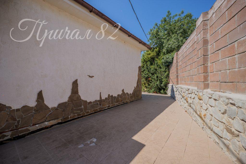 Ялта, Восход, улица Авроры, дом 4