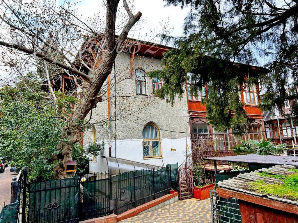 Ялта, ул. Екатерининская д. 7