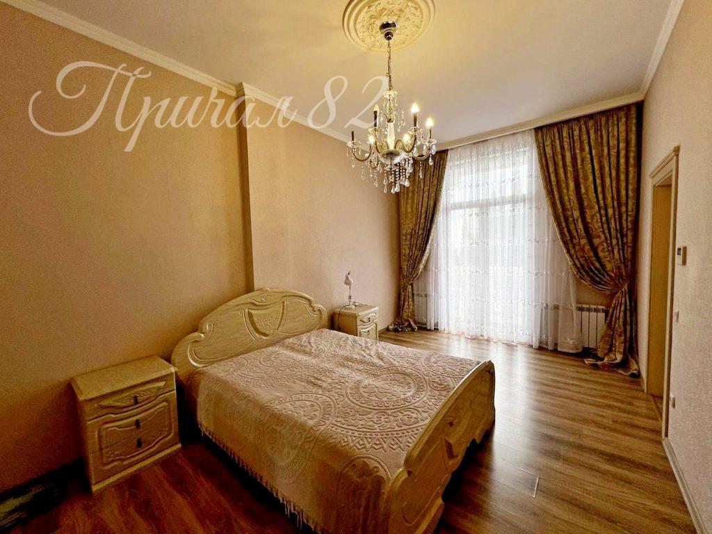 Ялта, пгт. Ливадия, ул. Батурина