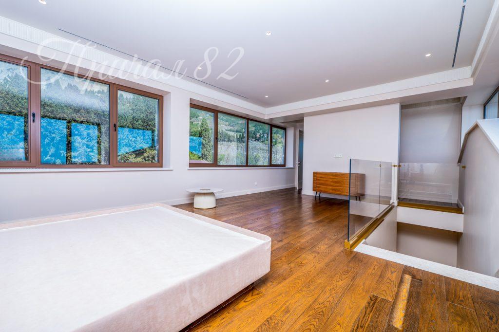 Ялта, Парковое шоссе 14