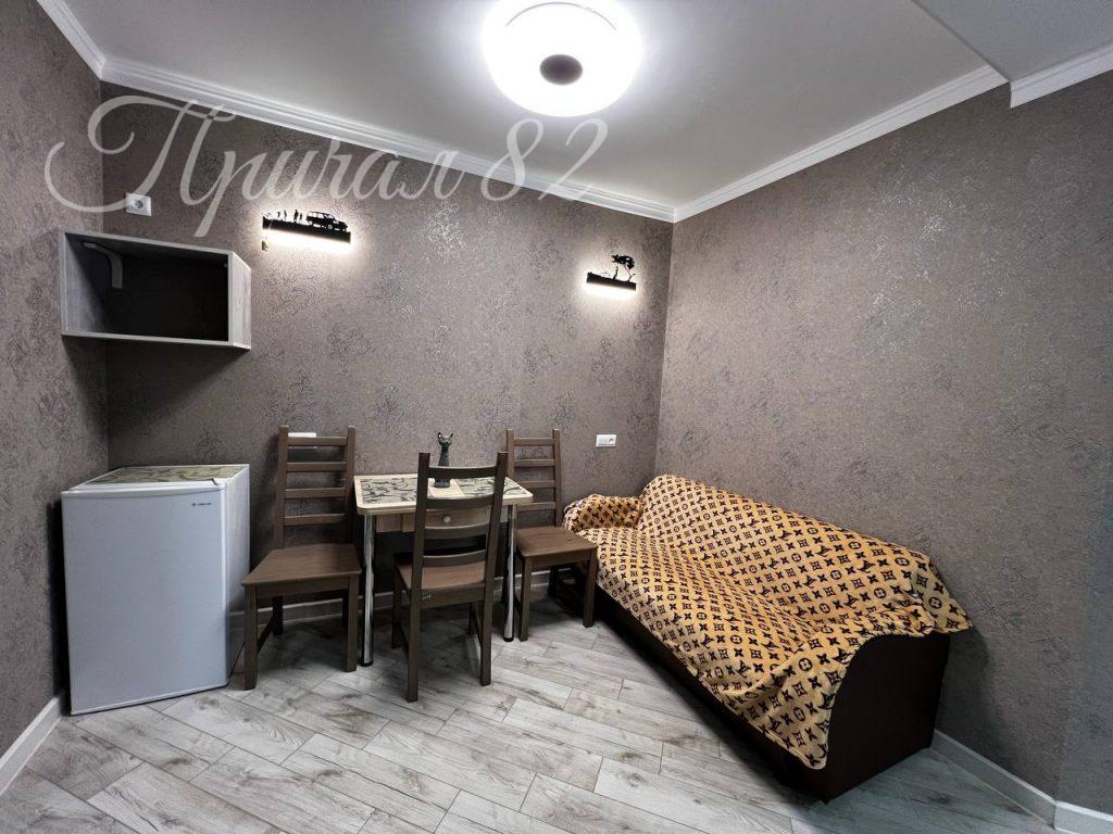 Ялта, ул. Морской спуск 3