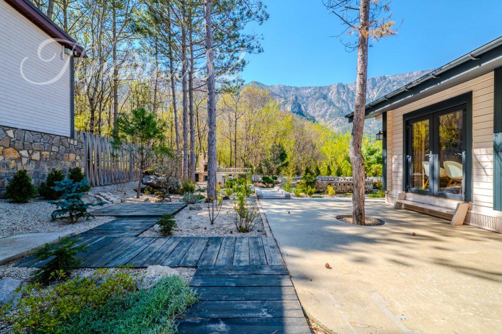 Ялта, Красина 70