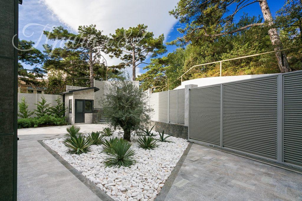 Ялта, пгт. Восход, ул. Авроры