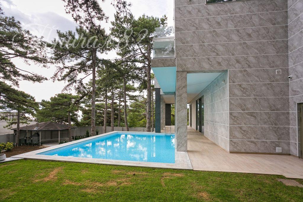 Ялта, пгт. Восход, ул. Авроры