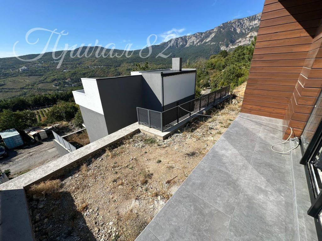 Ялта ул. Большевистская, 33