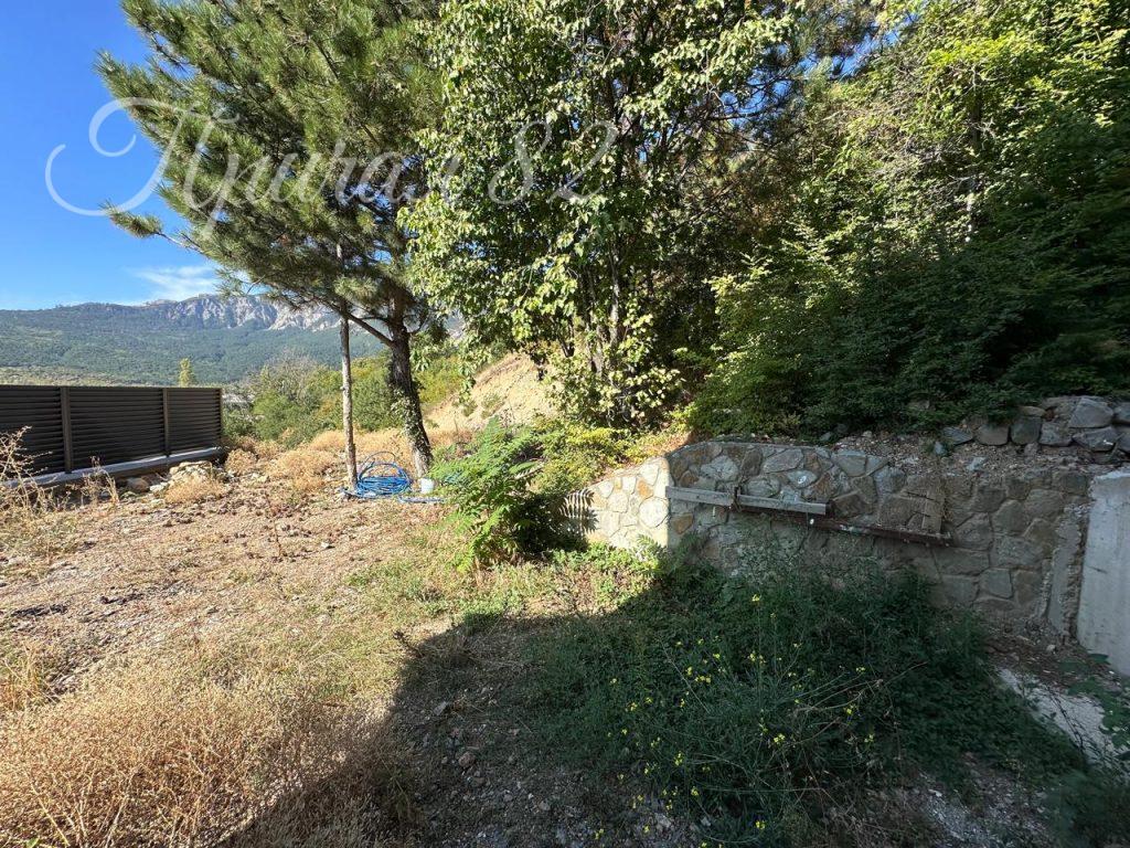 Ялта ул. Большевистская, 33