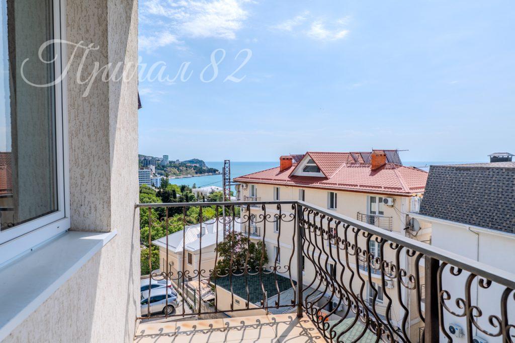 Ялта, пгт. Кореиз, шоссе Алупкинское