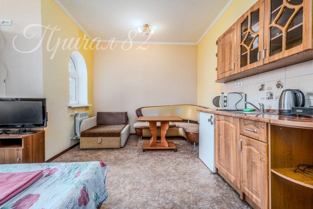 Ялта, пгт. Кореиз, шоссе Алупкинское