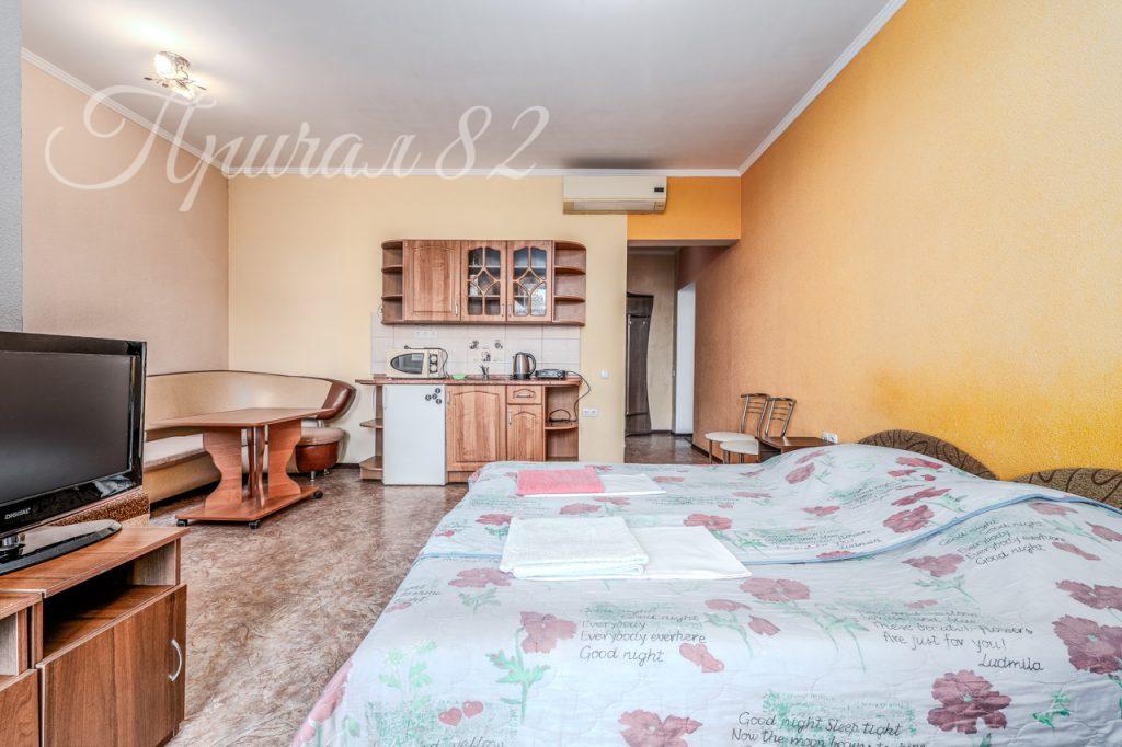 Ялта, пгт. Кореиз, шоссе Алупкинское