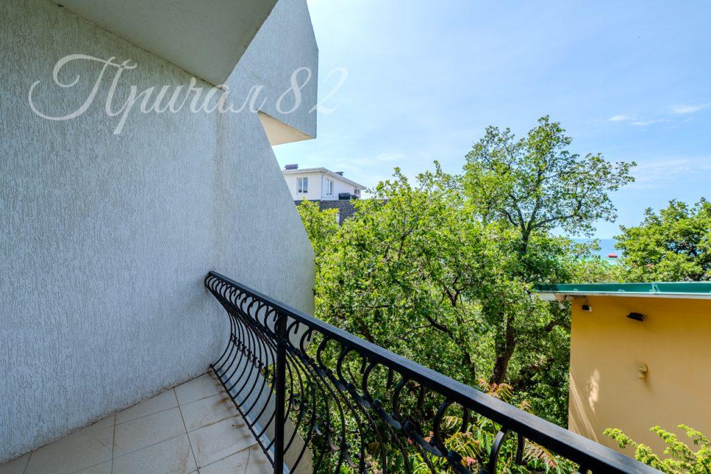 Ялта, пгт. Кореиз, шоссе Алупкинское