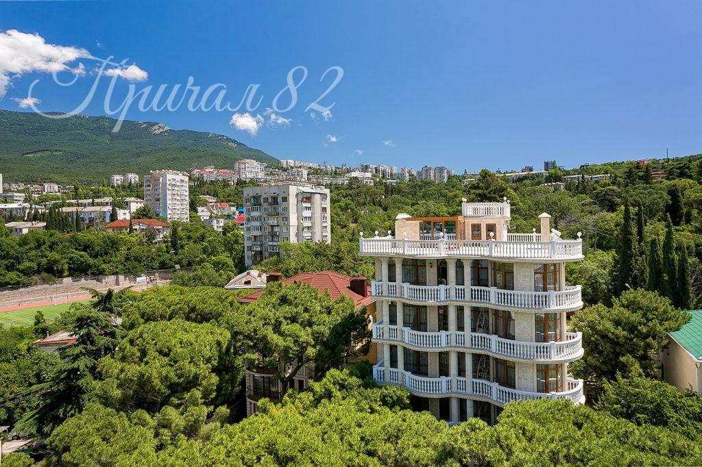 Ялта, Руданского 49А