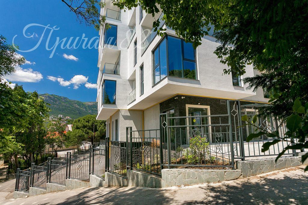 Ялта, Руданского 49А