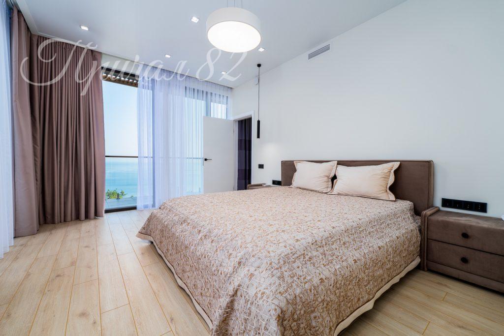 Ялта, пгт.Парковое Парковое шоссе зд.41