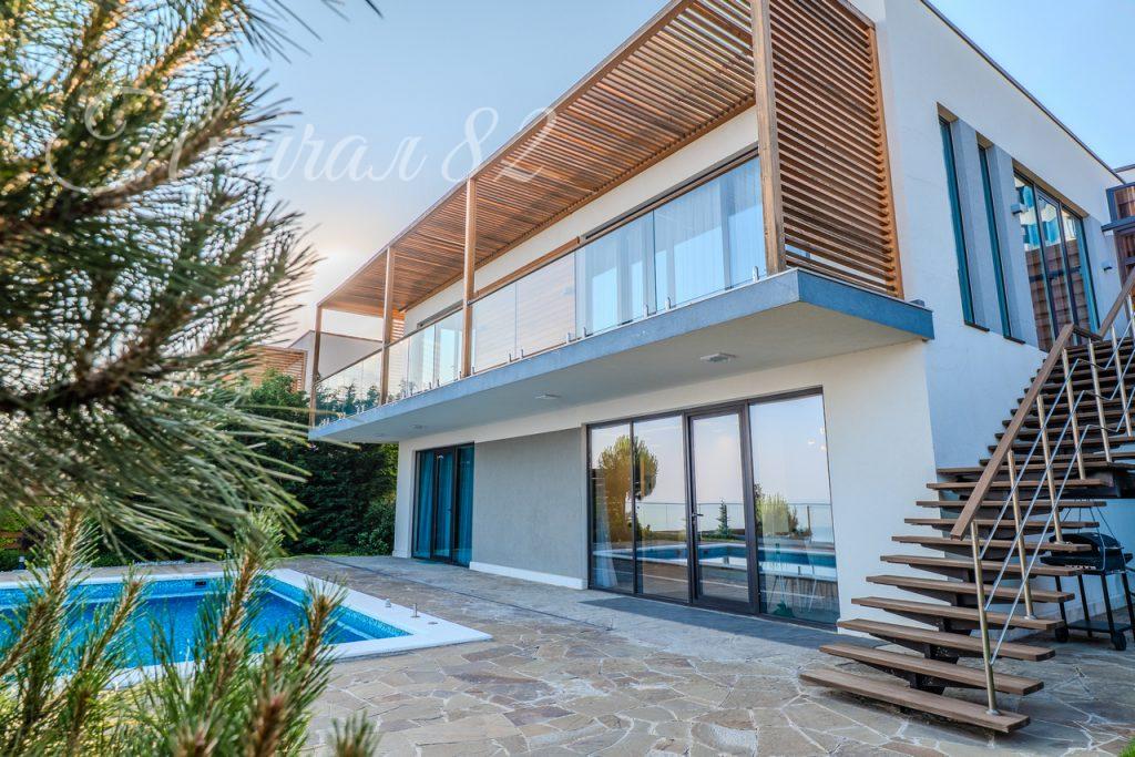 Ялта, пгт.Парковое Парковое шоссе зд.41