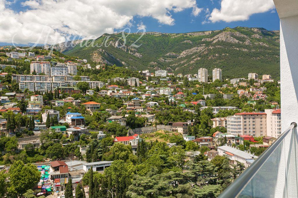 Ялта, ул. Руданского, 49А