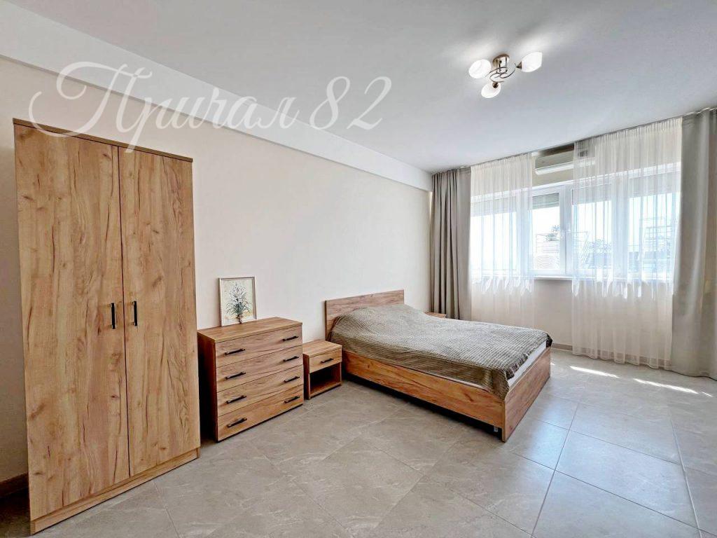 Крым, г. Ялта, пгт. Никита, д. 53